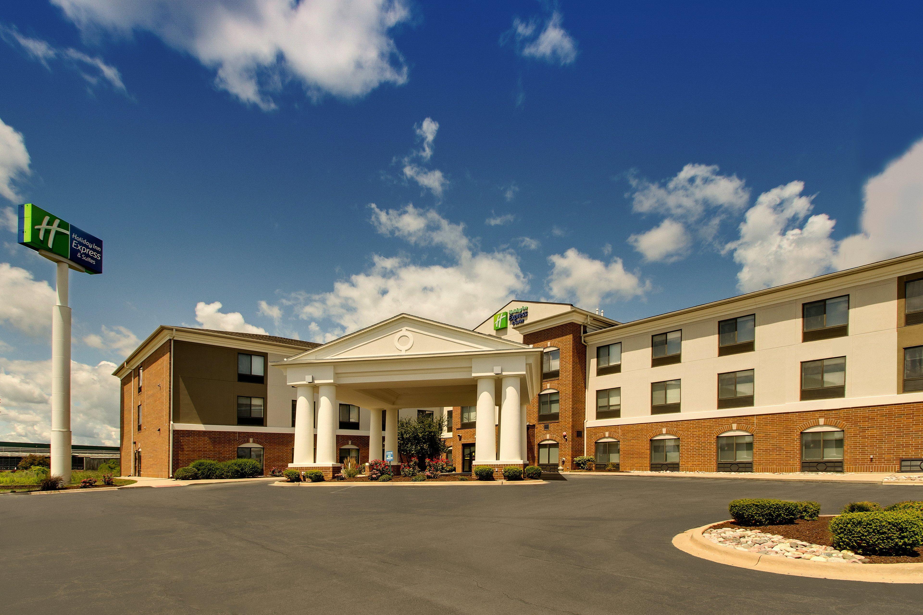 Holiday Inn Express Hotel & Suites Morris By Ihg מראה חיצוני תמונה