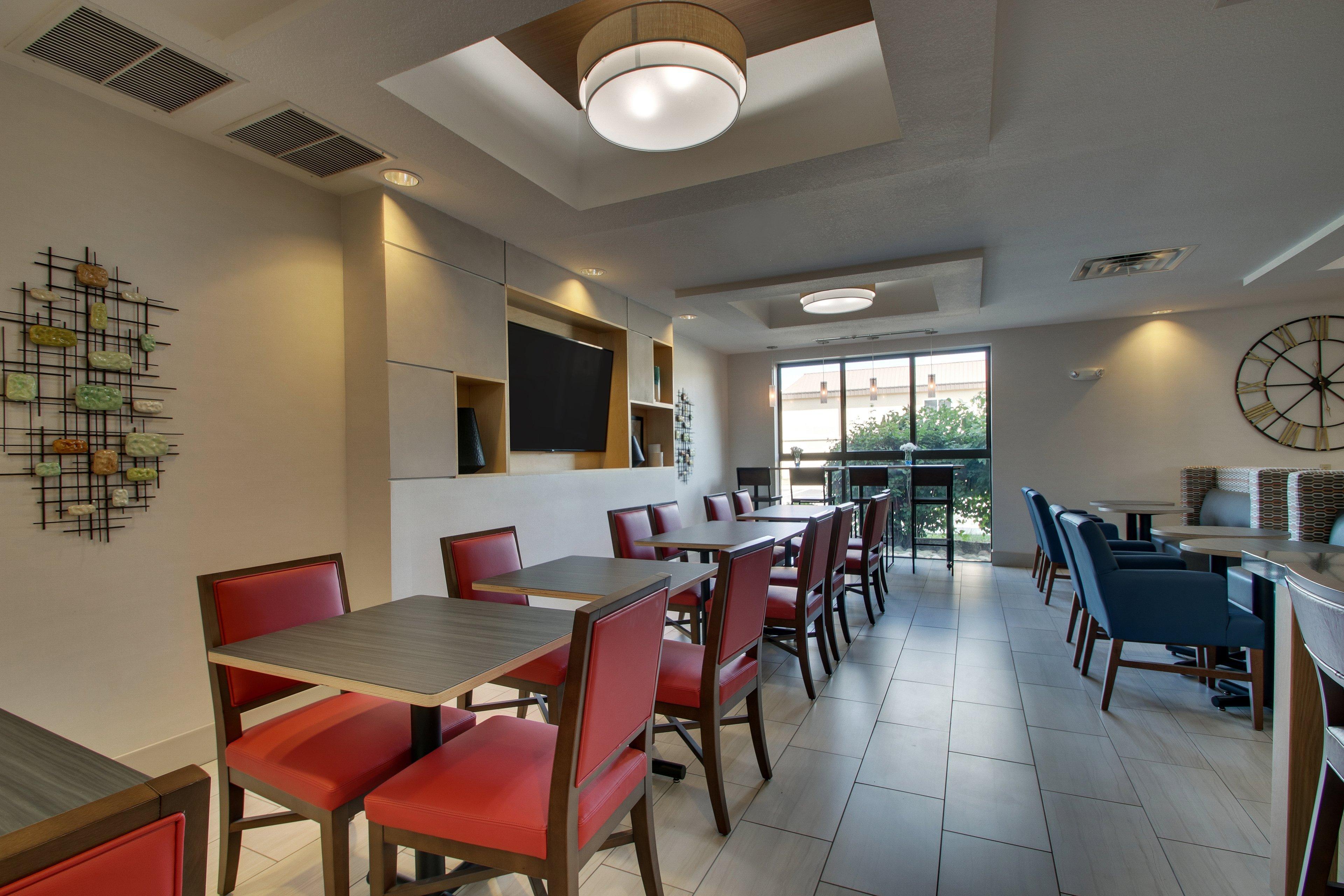 Holiday Inn Express Hotel & Suites Morris By Ihg מראה חיצוני תמונה